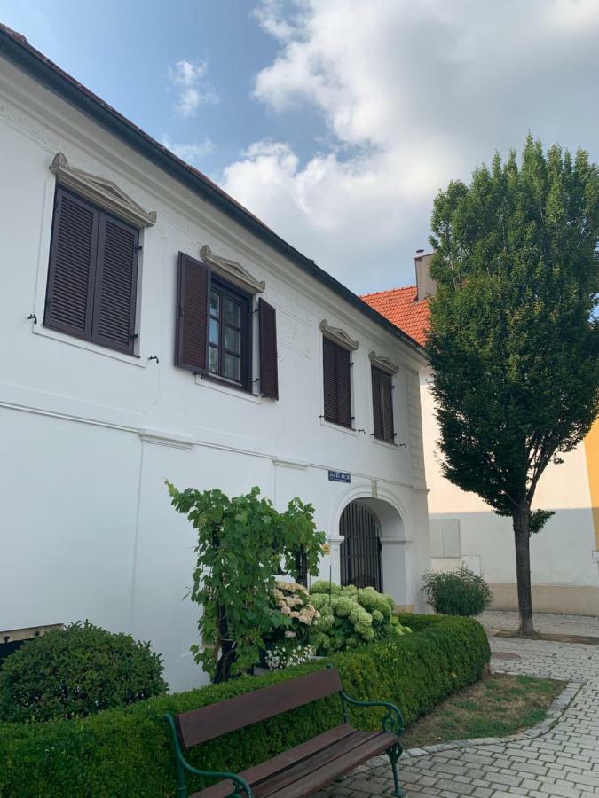 Ferienwohnungen Zum Briefmarkenhaus Mörbisch am See Zewnętrze zdjęcie